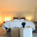 La Maison D'ange Bed & Breakfast