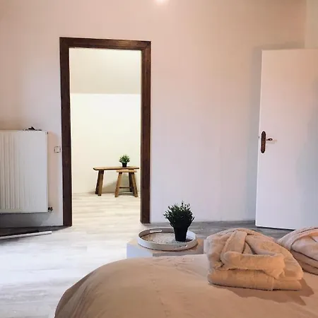 La Maison D'ange Nocleg ze śniadaniem 3*